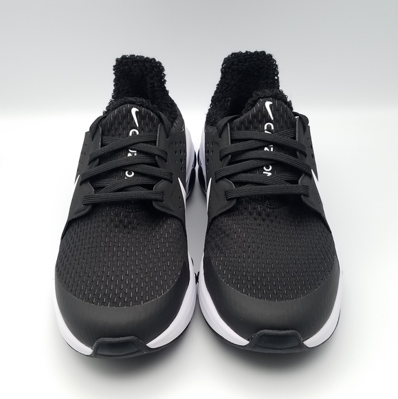 NEW M5.5 | W7 Nike CruzrOne CD7307 003